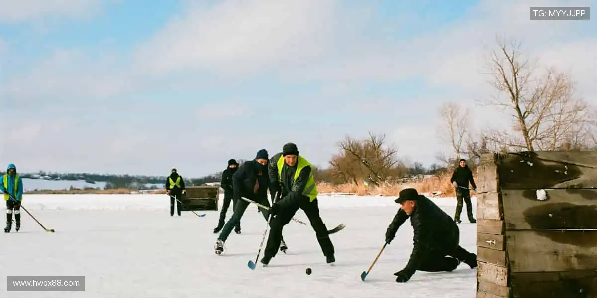 「全球赛事同步直播，超清画质 + 实时解说，让你身临其境！📺一键开启，激情无限！」
